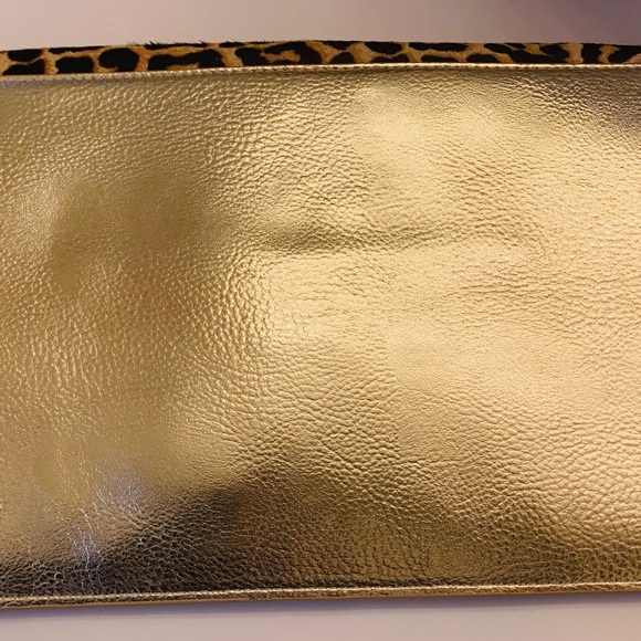 Lilly Pulitzer Celina Clutch Leopard HairCalf - Picture 4 of 5